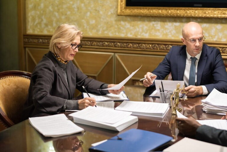 Recommandé tribunaux