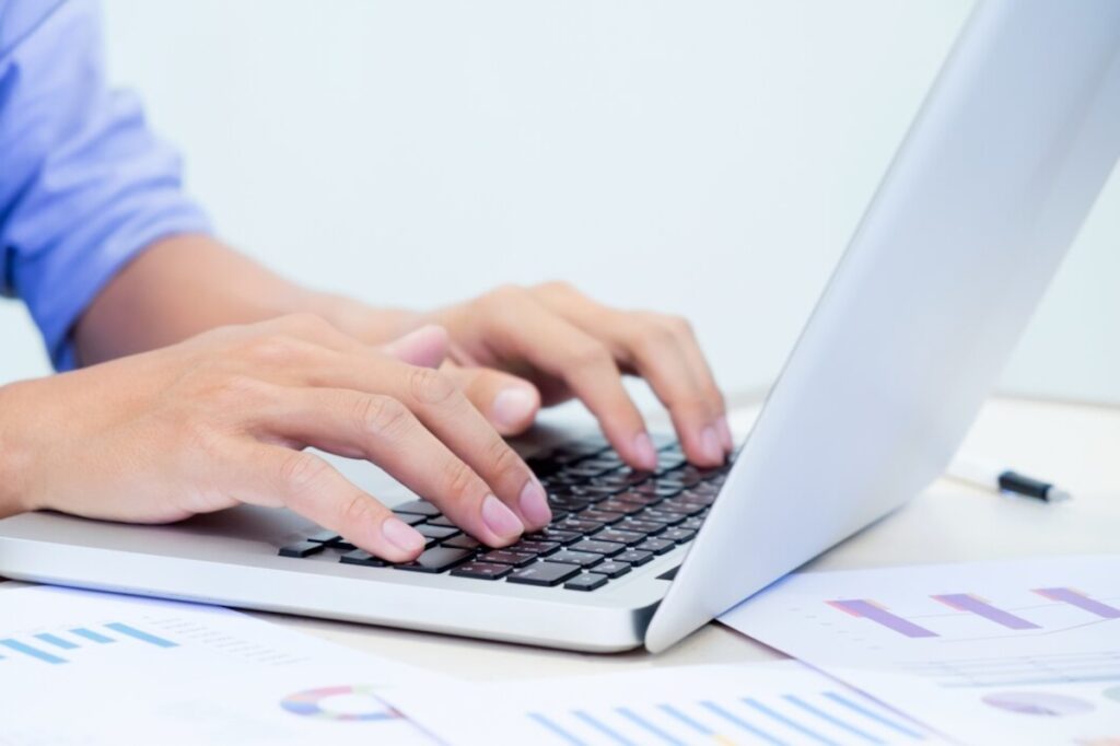 Déposer une main courante en ligne gratuitement