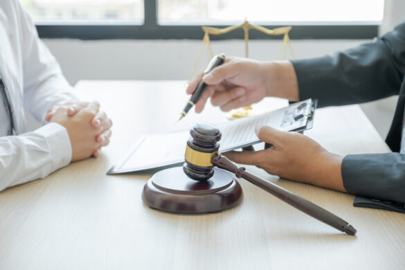 Quelle est la différence entre meurtre et assassinat en droit