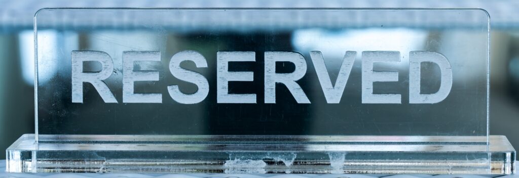 the transparent plate is reserved for beautiful background